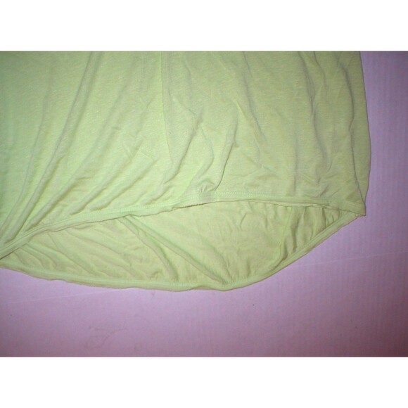 New Womens NWT $78 Tahari Clara Top Lime Sorbet Green Small S Short Sleeve Soft - Picture 3 of 7